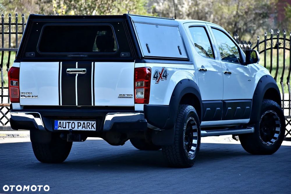 Isuzu D-Max 4x4 Double Cab Custom - 4