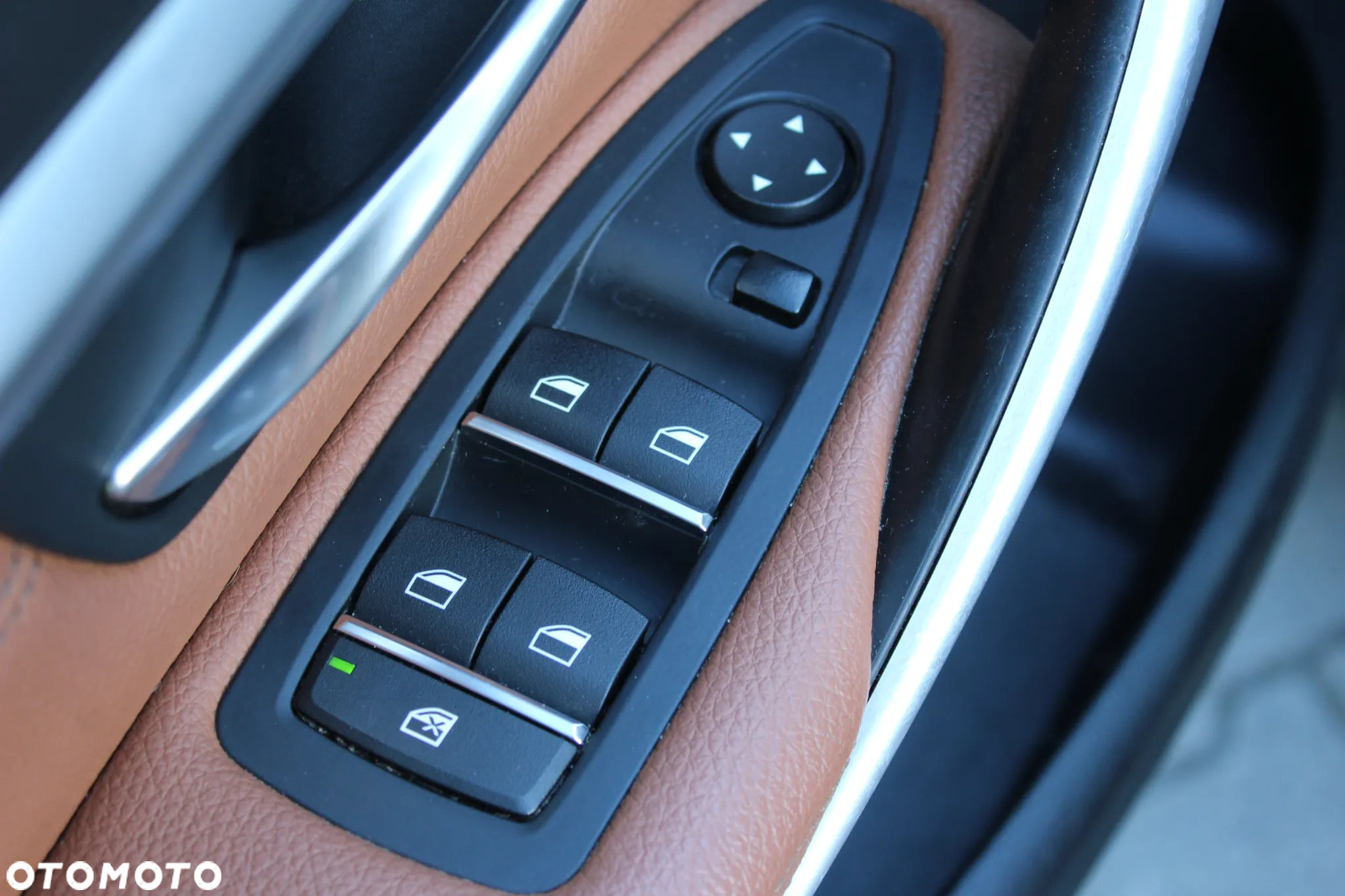 BMW Seria 3 316d Touring Luxury Line - 13