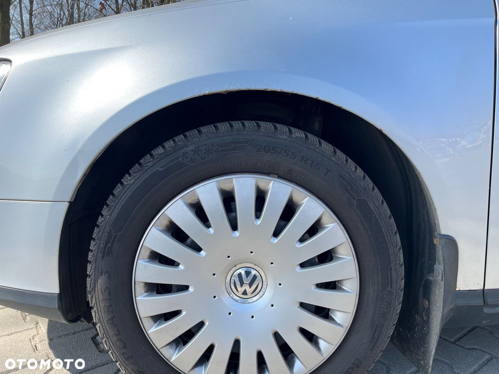 Volkswagen Passat 1.8 TSI Sportline - 11
