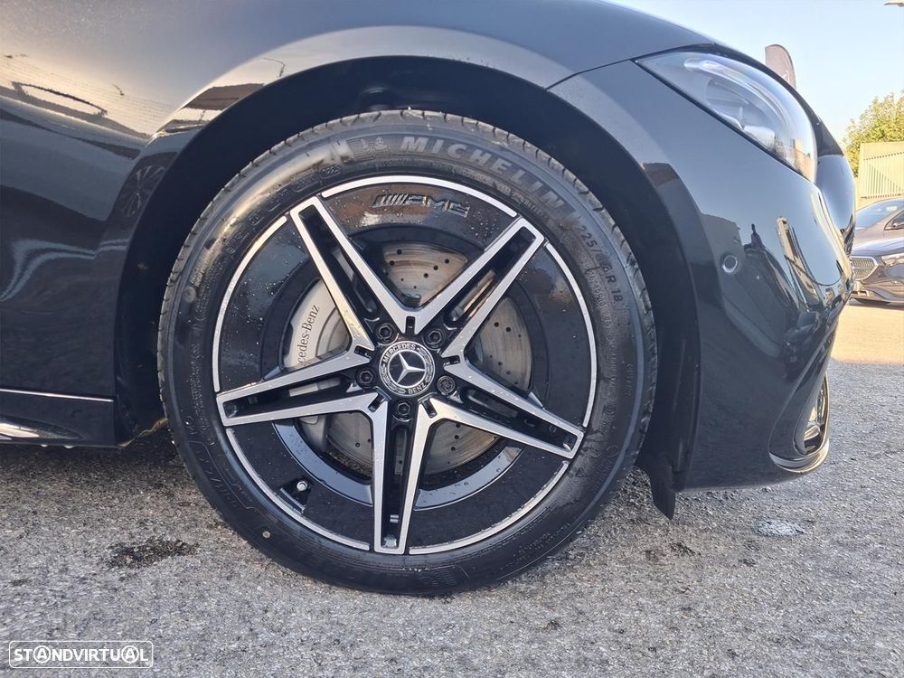 Mercedes-Benz C 300 e AMG Line - 4