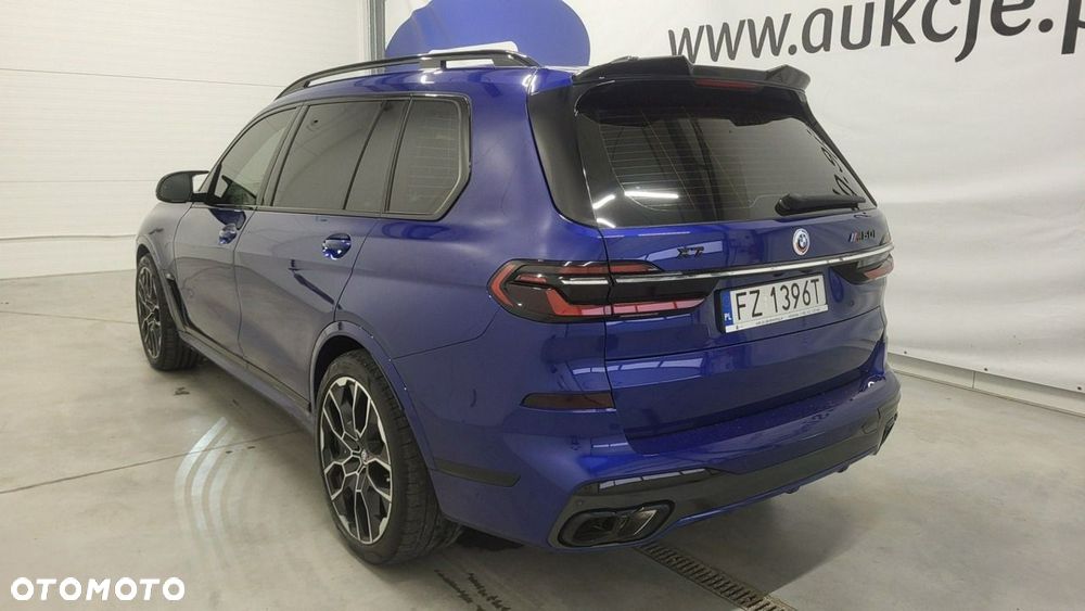 BMW X7 - 8