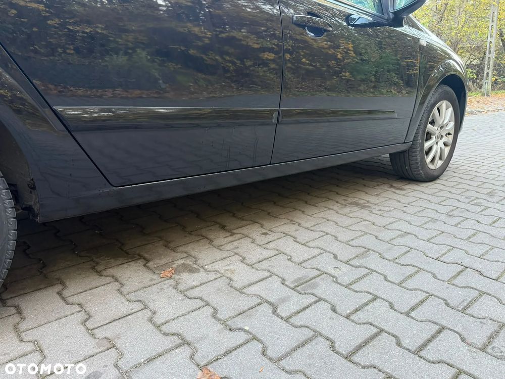Opel Astra 1.6 NAVI - 26