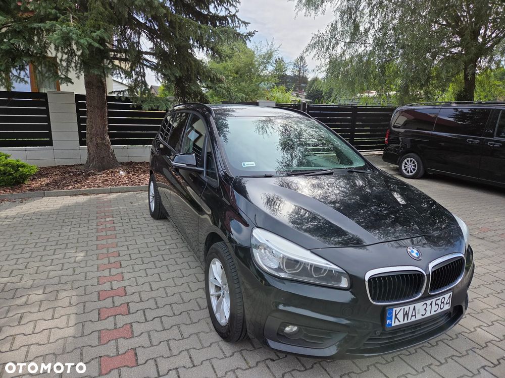 BMW Seria 2 216d - 10