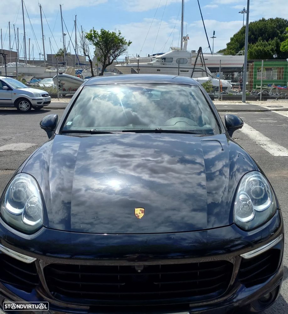Porsche Cayenne S Hybrid - 2