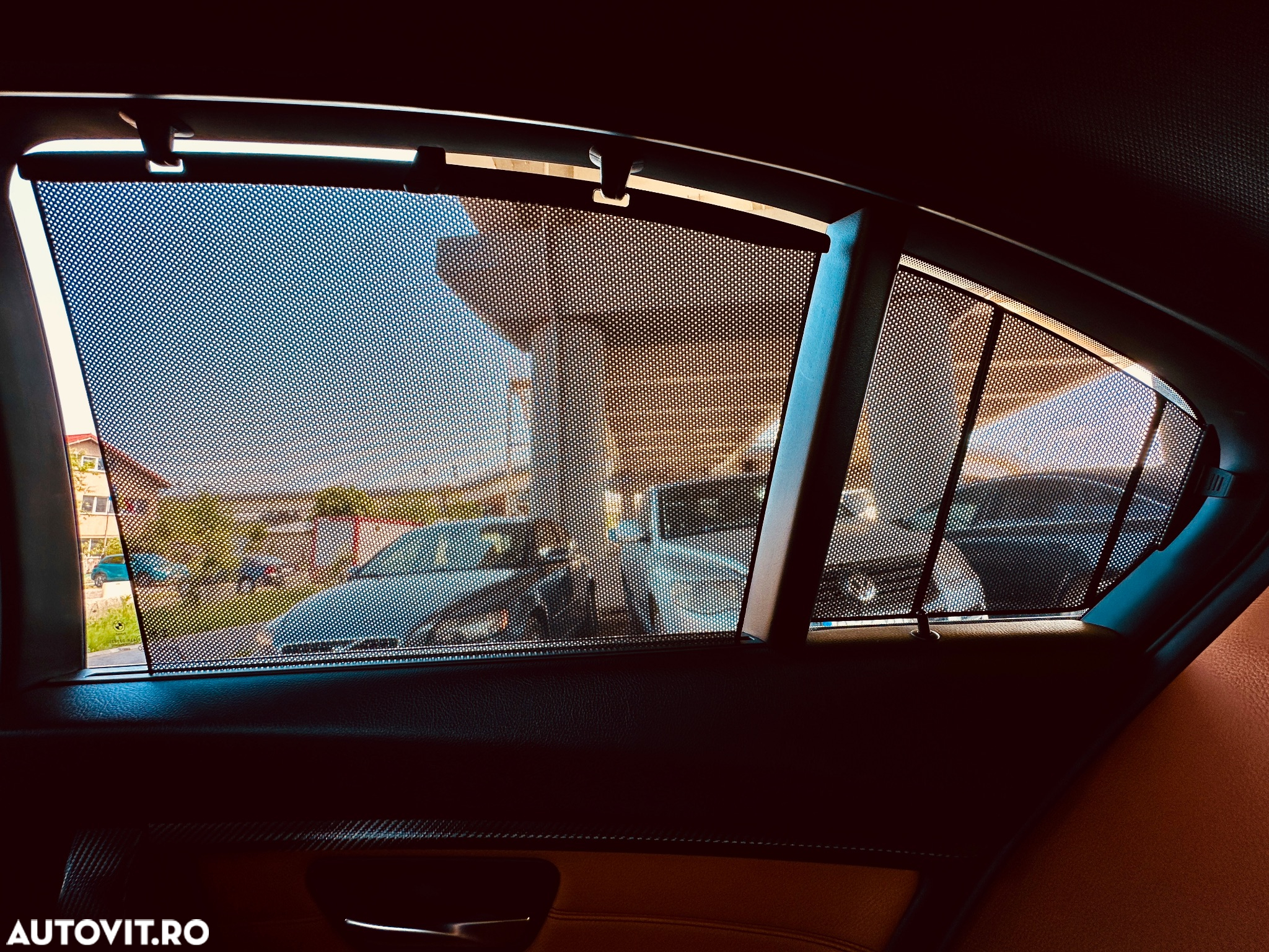 BMW Seria 3 318i Aut. M Sport - 24