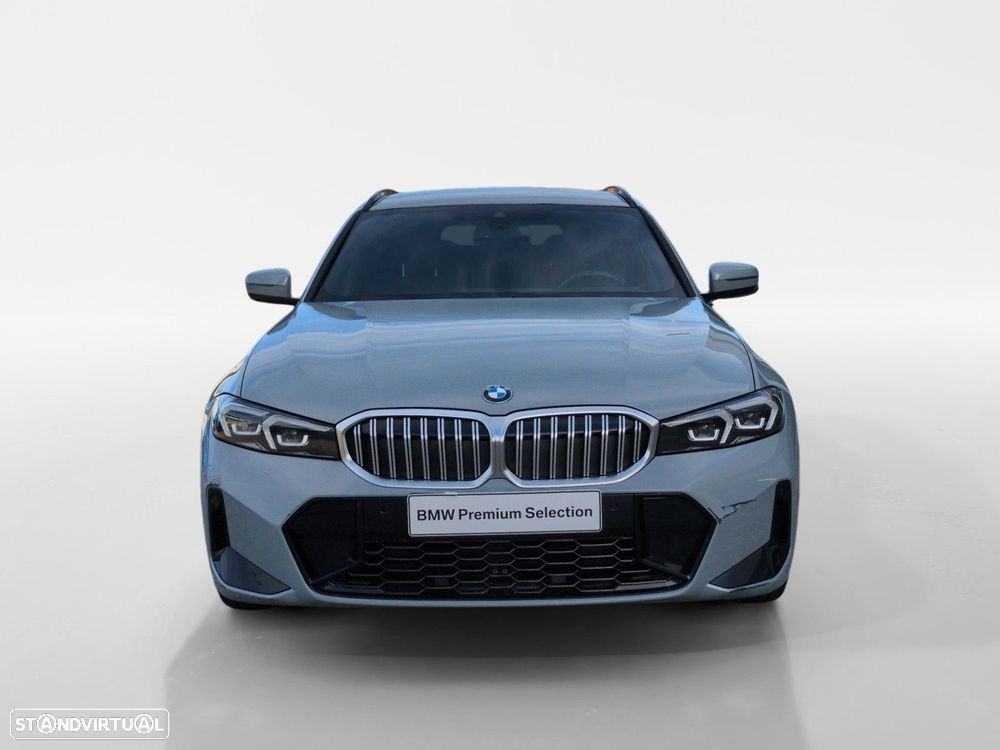 BMW 320 d Touring Pack Desportivo M Auto - 8