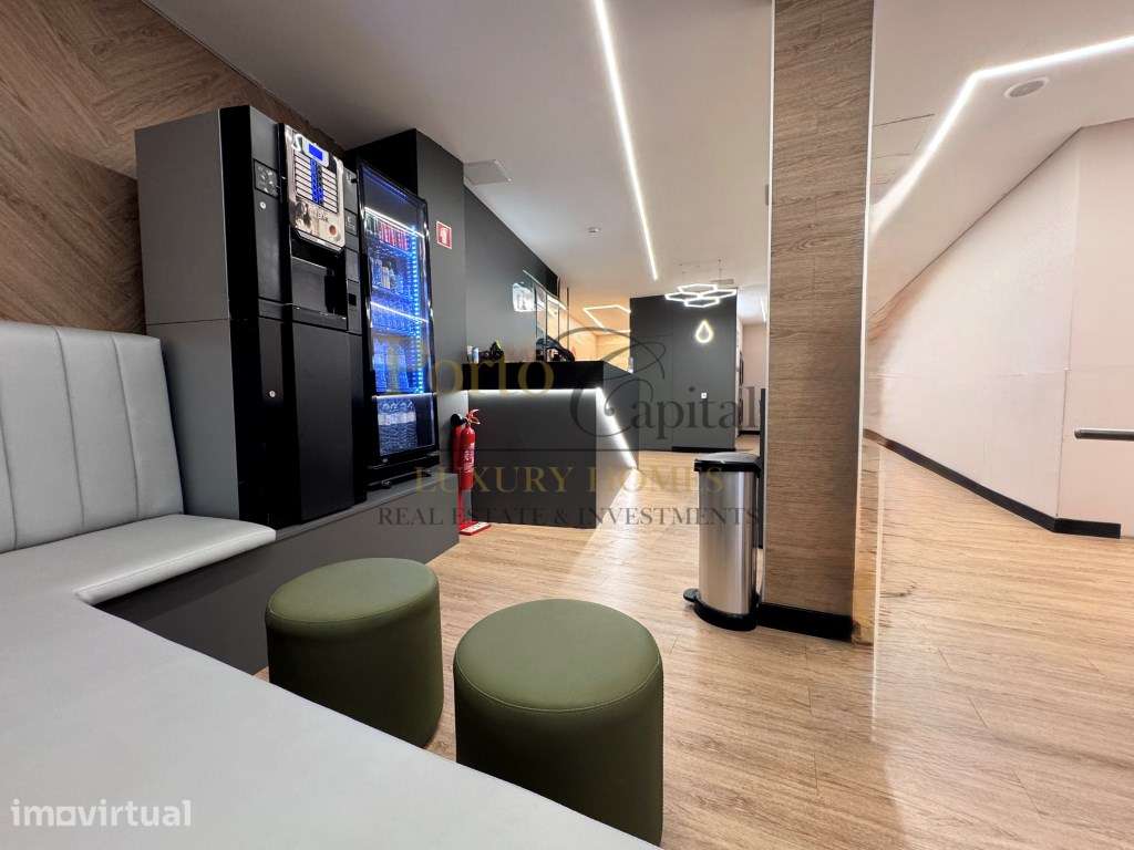 OPORTUNIDADE DE INVESTIMENTO ATIVO COMERCIAL EM LEÇA DA PALMEIRA - Grande imagem: 4/28