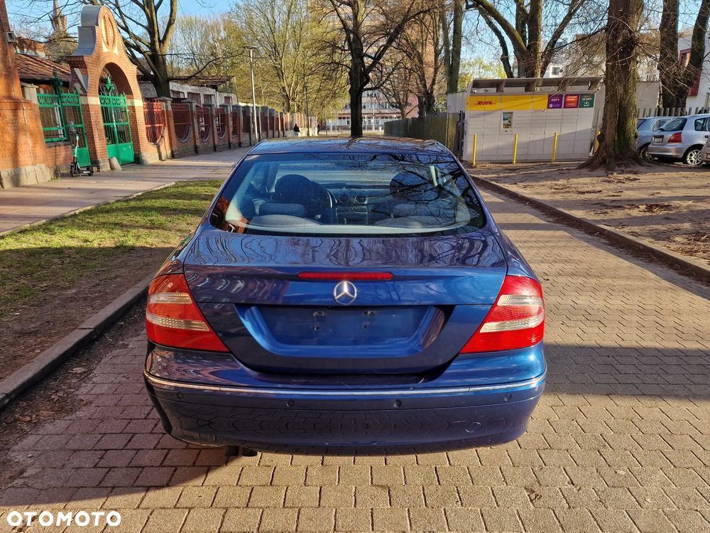 Mercedes-Benz CLK 270 CDI Avantgarde - 3