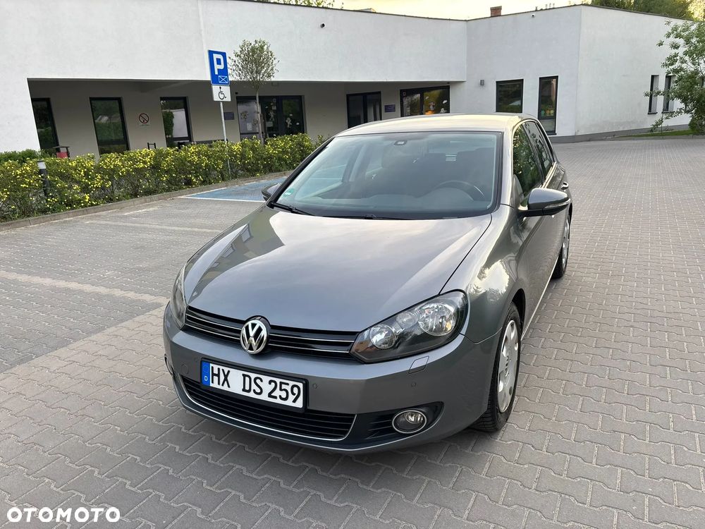 Volkswagen Golf - 18