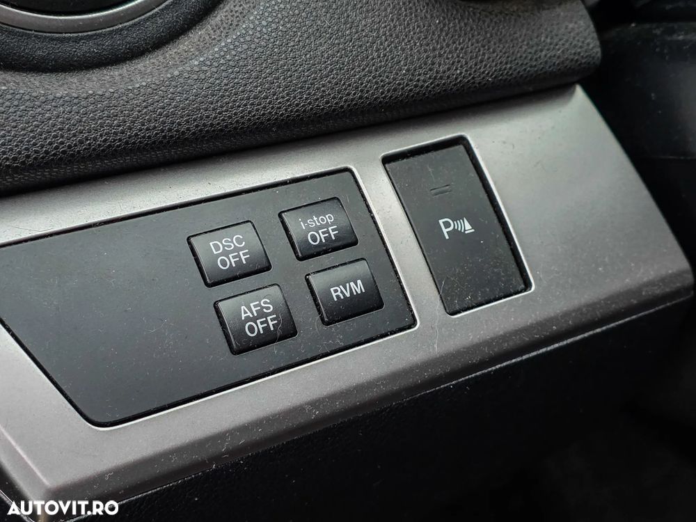 Mazda 3 2.0 MZR DISI Sports-Line - 11