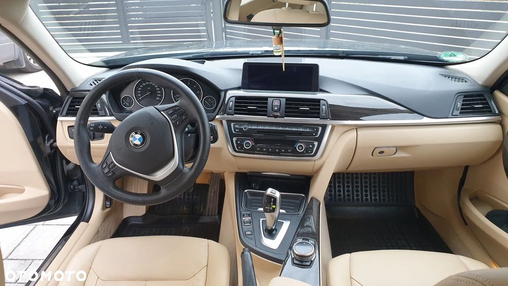 BMW Seria 3 330d Blue Performance Luxury Line - 3