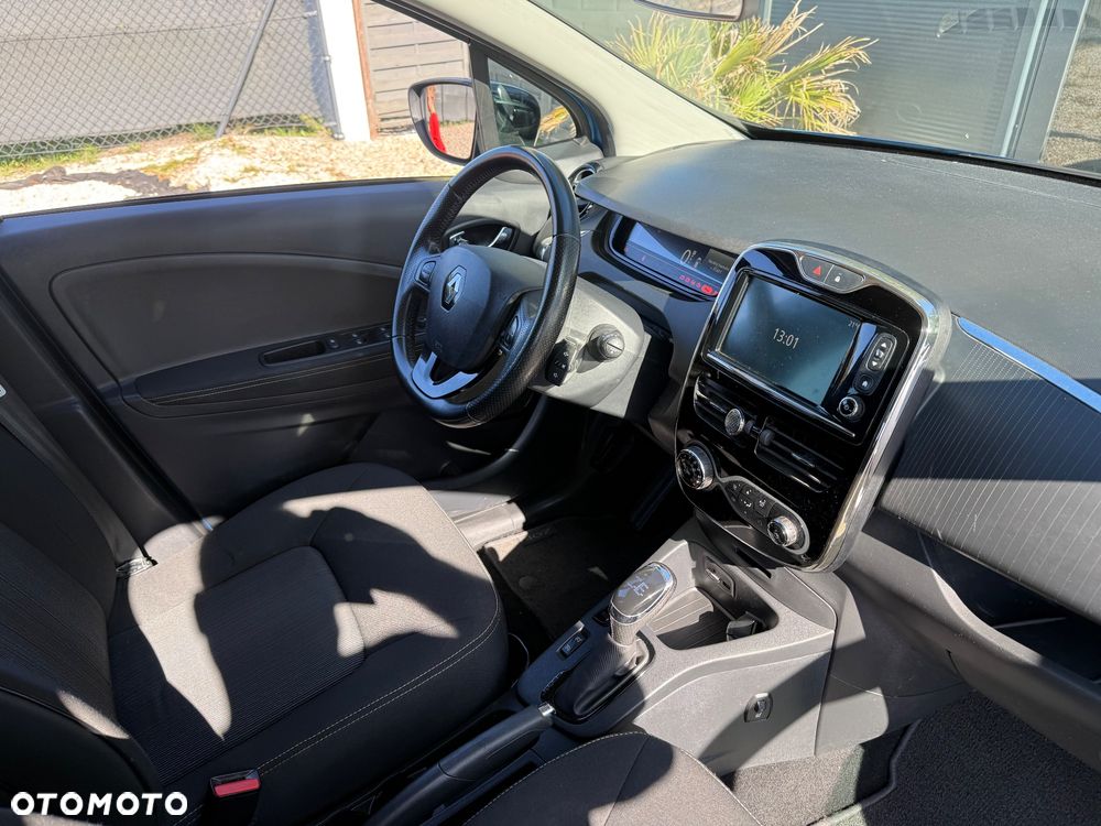 Renault Zoe - 19
