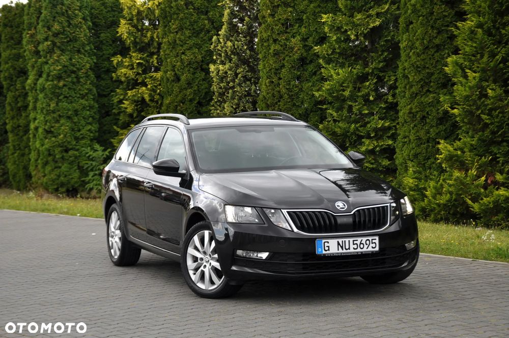 Skoda Octavia 2.0 TDI Elegance DSG - 2