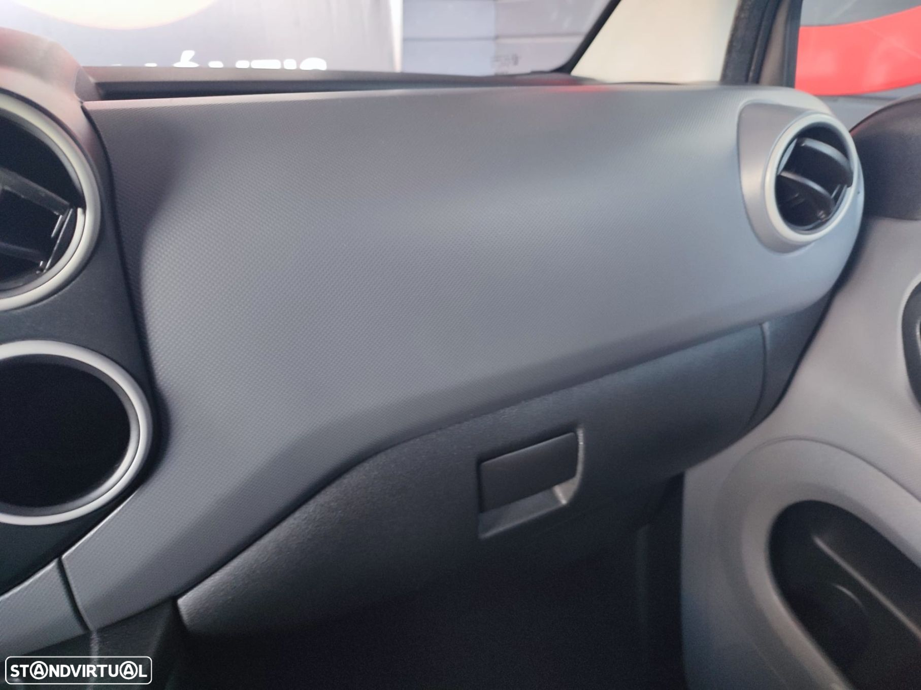 Peugeot Partner 1.6 HDi Confort Isótermica C/ Frio 90 Cv 2 Lug 5 Pts - 17