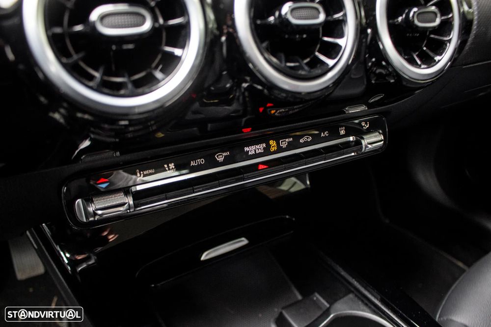 Mercedes-Benz A 250 e Style Plus - 23