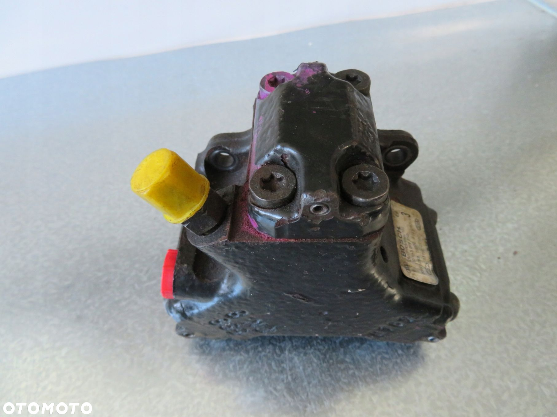 POMPA WTRYSKOWA SPORTAGE II 2.0 CRDI 33100-27500 0445010050 KIA 2004-2007 - 2