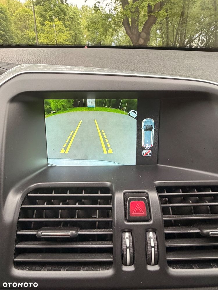 Volvo XC 60 - 11