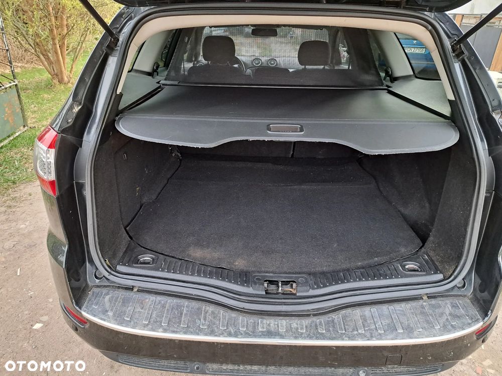 Ford Mondeo 2.0 TDCi Champions Edition - 15