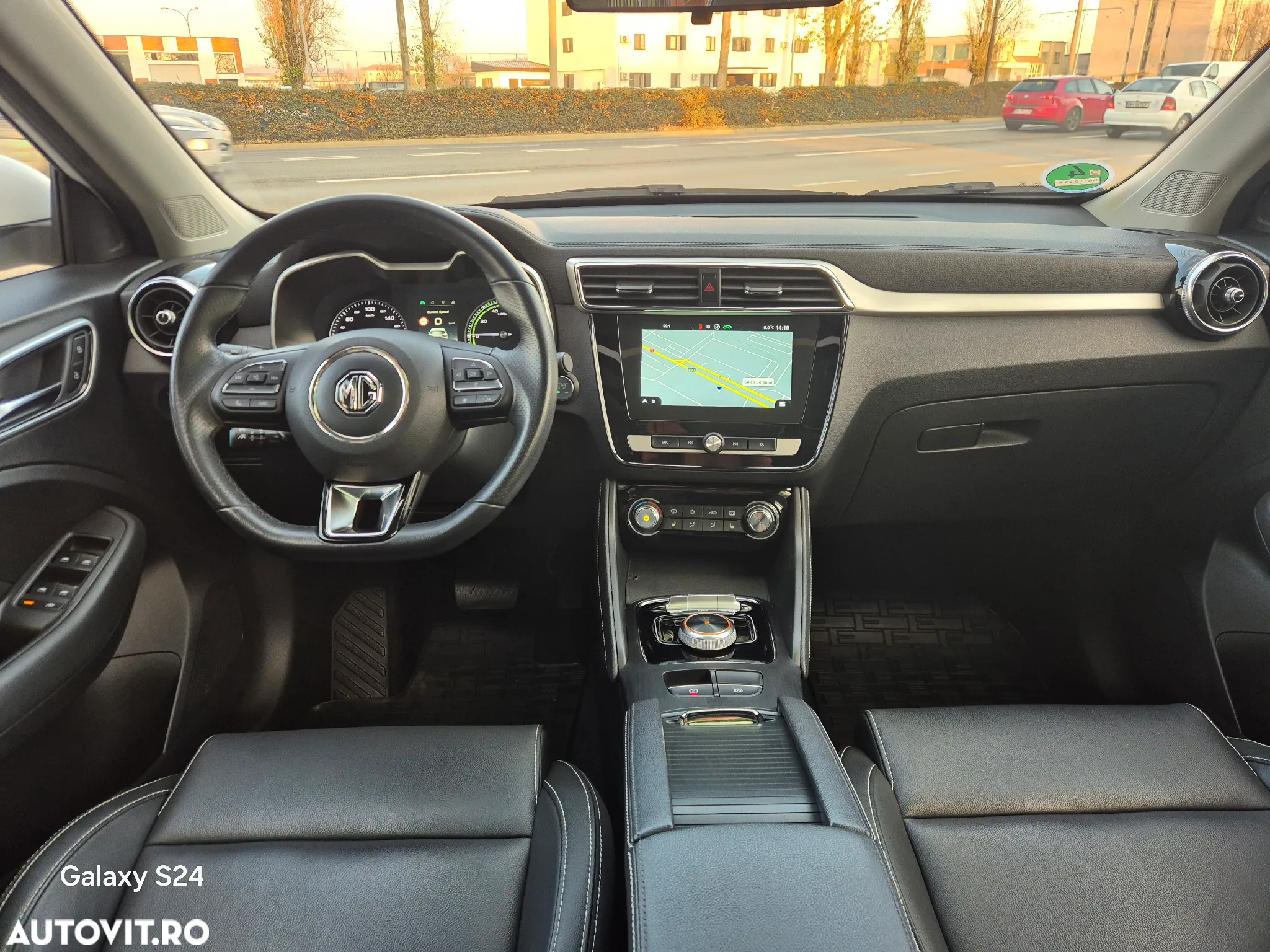 MG ZS EV Luxury - 21