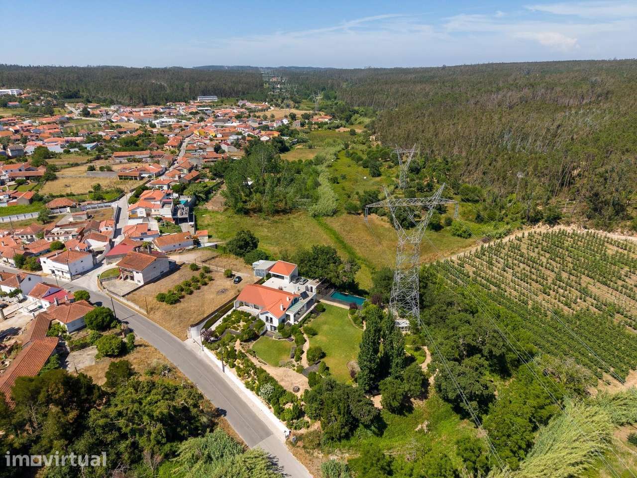 Moradia T4 independente com piscina em Porto Carro, Maceira - Grande imagem: 3/60