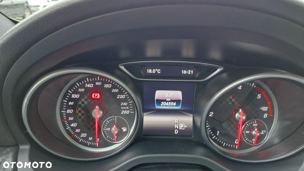 Mercedes-Benz Klasa A 220 d 4-Matic AMG Line - 13