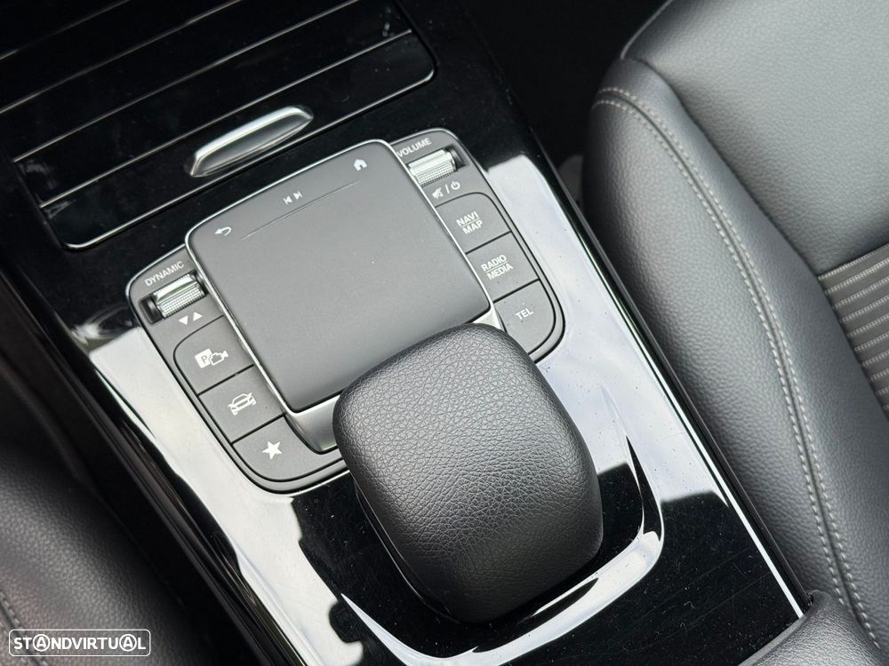 Mercedes-Benz CLA 180 d Progressive Aut. - 40