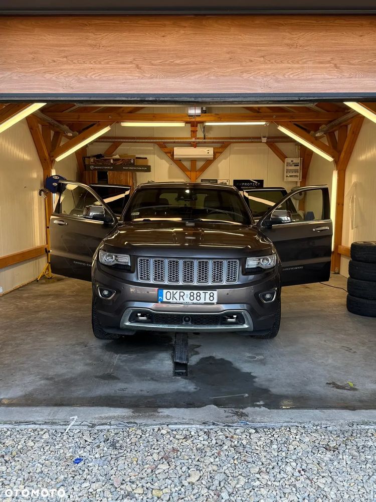 Jeep Grand Cherokee 3.6 V6 Overland - 23