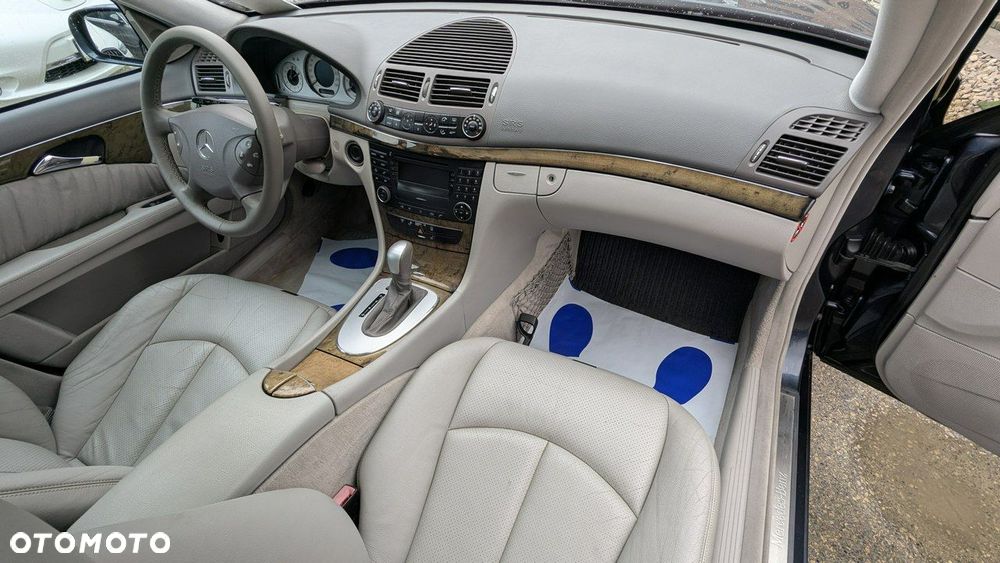 Mercedes-Benz Klasa E - 19