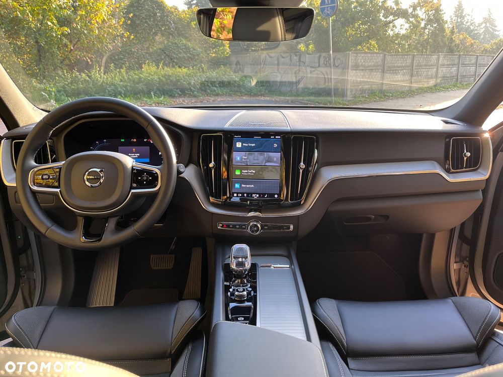 Volvo XC 60 B4 B Plus Dark - 6