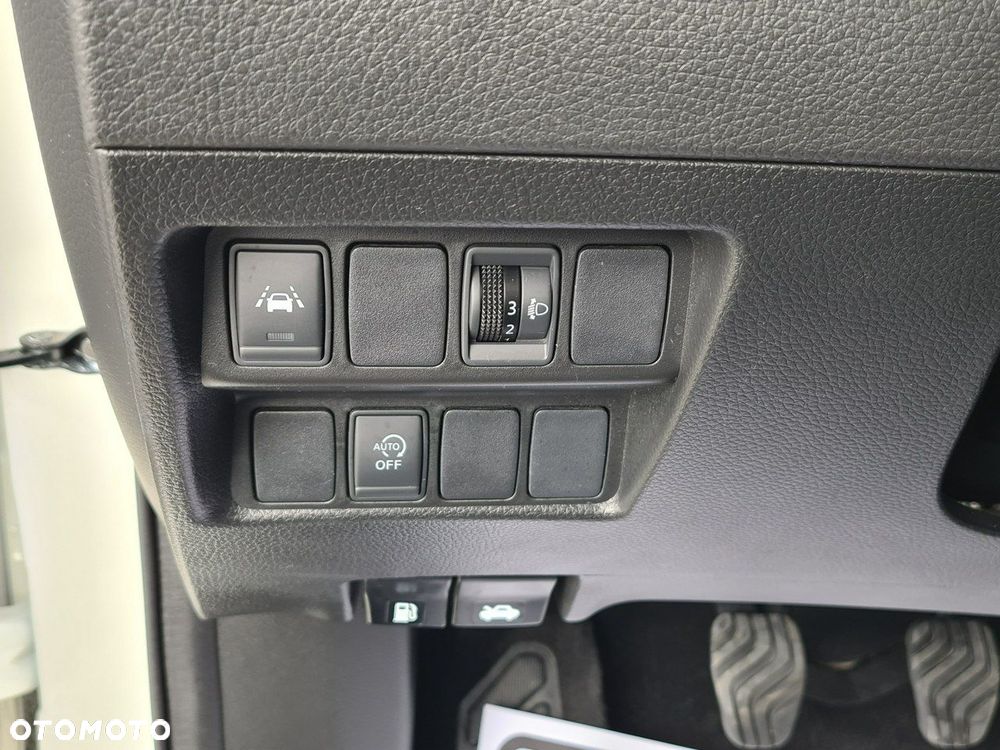 Nissan Qashqai 1.3 DIG-T Tekna - 18