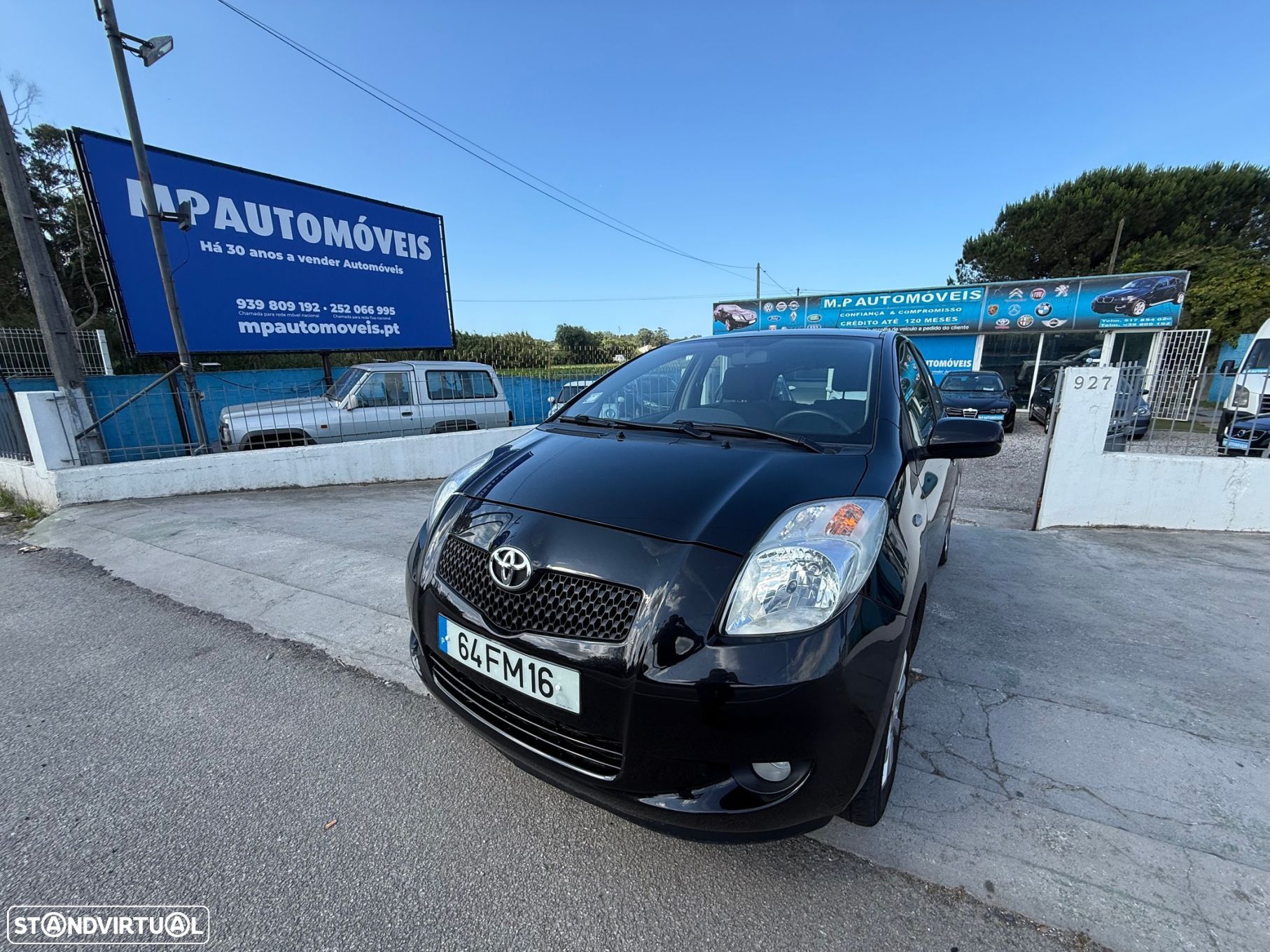 Toyota Yaris 1.0 VVT-i - 1