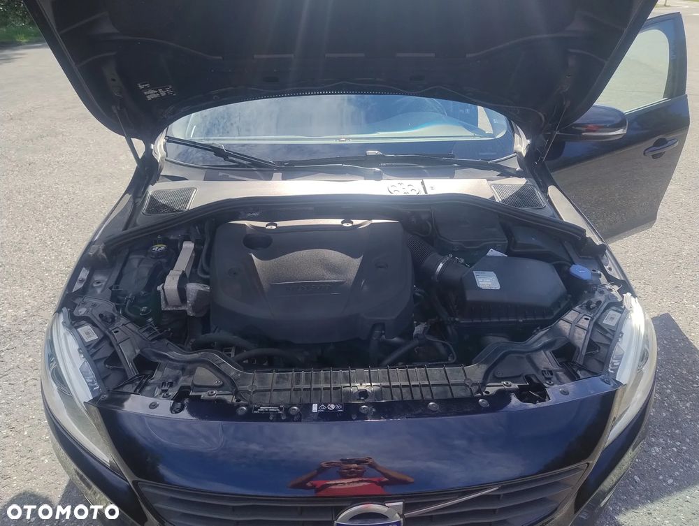 Volvo V60 D2 Geartronic - 16