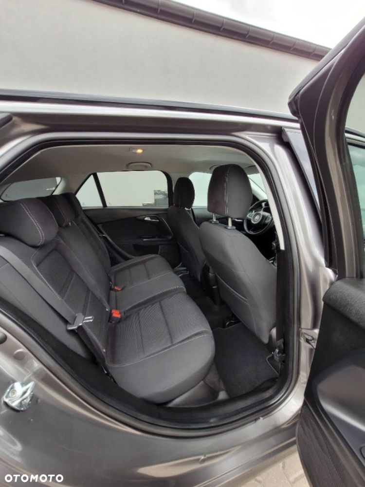Fiat Tipo 1.4 T-Jet 16v Mirror - 16