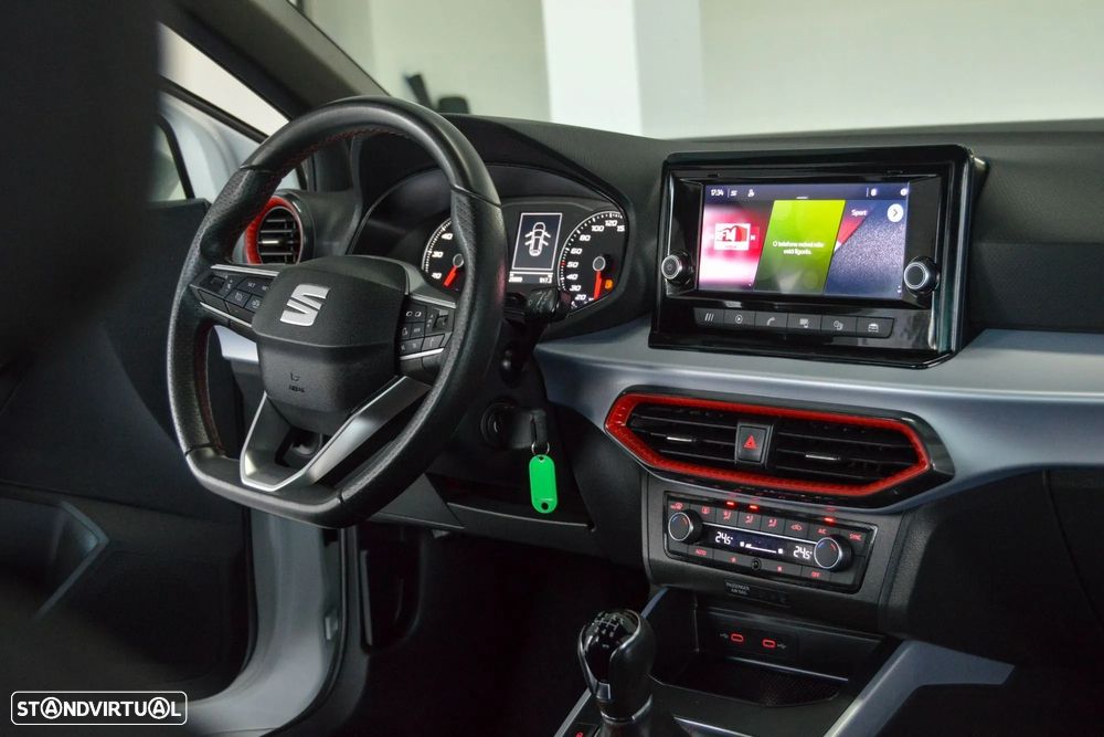 SEAT Arona 1.0 TSI FR - 27