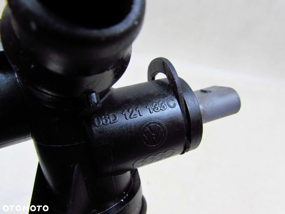 VW AUDI 2.0 TFSI BWE OBUDOWA TERMOSTATU KROCIEC TROJNIK WODY 06D121133C - 6