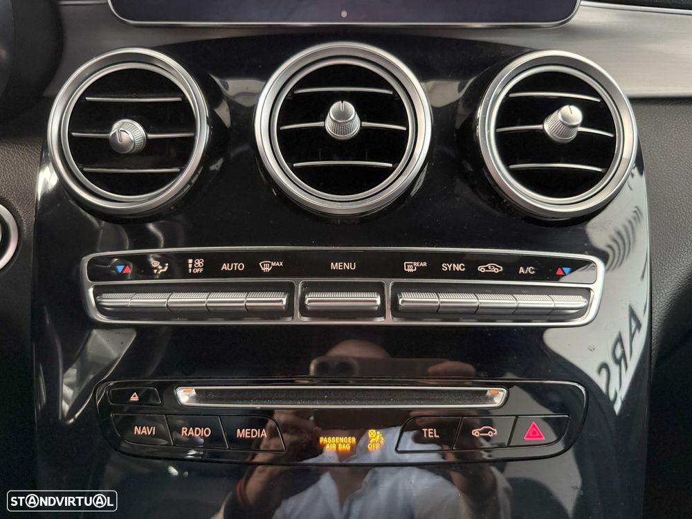Mercedes-Benz GLC 220 d 4Matic 9G-TRONIC AMG Line - 21