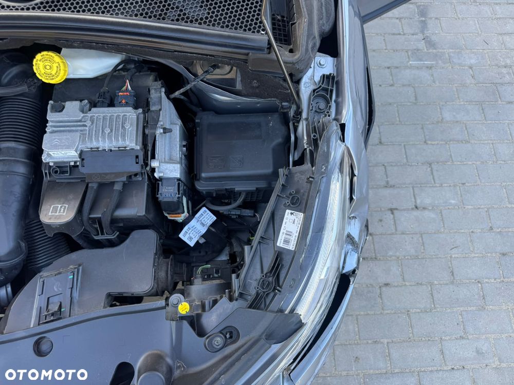 Peugeot 2008 PureTech 110 GPF Stop&Start EAT6 Allure - 24