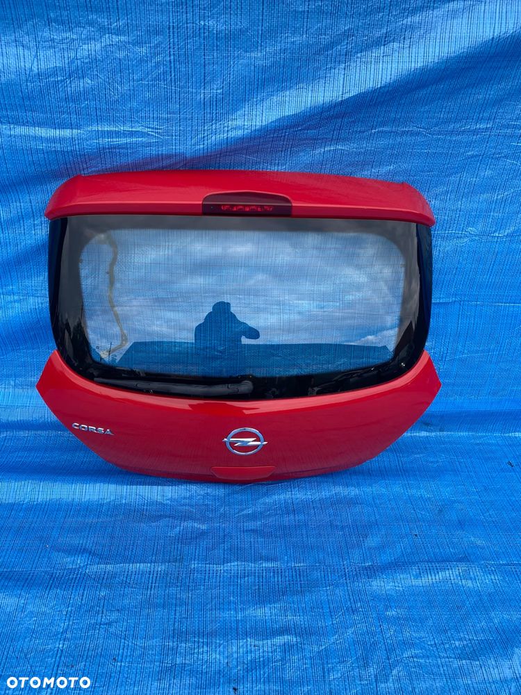 OPEL CORSA D 2006-2014 KLAPA BAGAŻNIKA KOMPLETNA CZERWONA EUROPA - 2