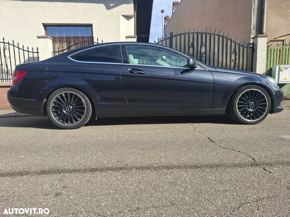 Mercedes-Benz C - 7