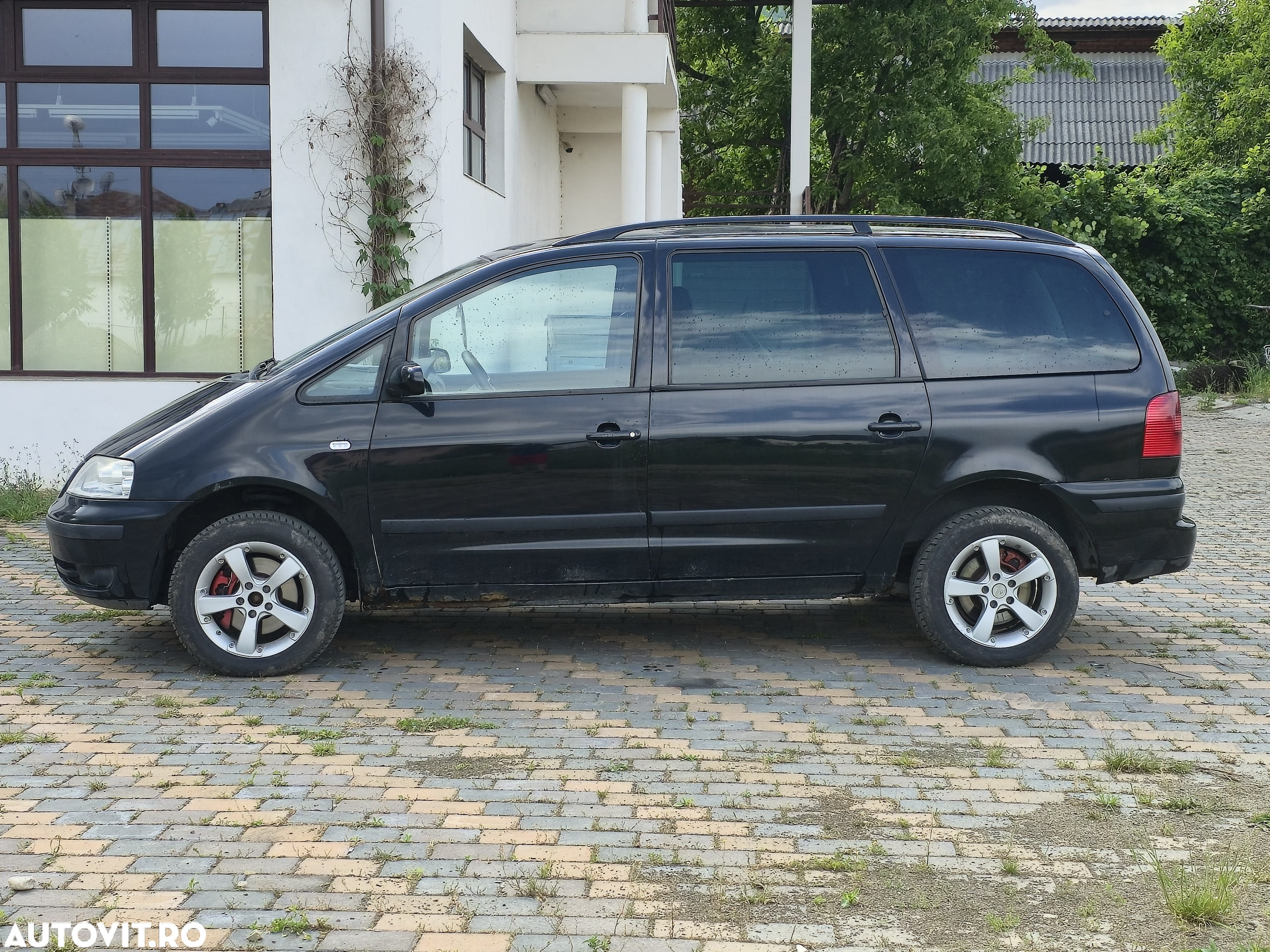 Volkswagen Sharan 1.9 TDI Comfortline Family - 17