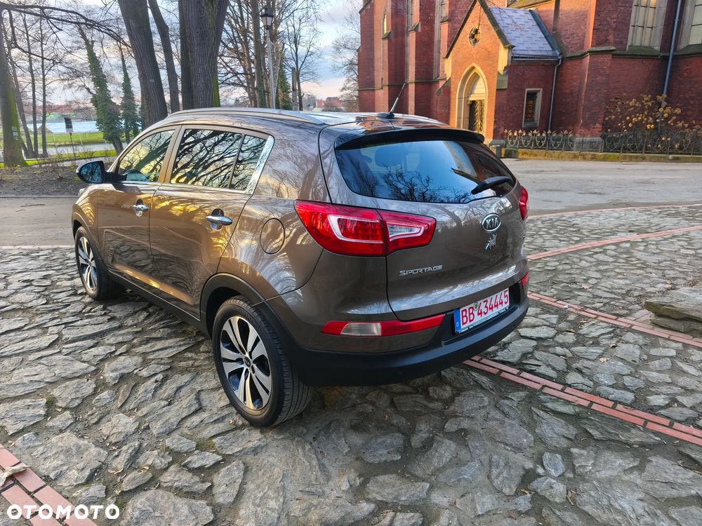Kia Sportage 2.0 CRDI 2WD Spirit - 9
