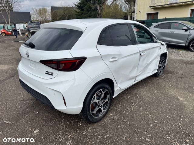 MG MG3 1.5 HEV+ Standard - 12