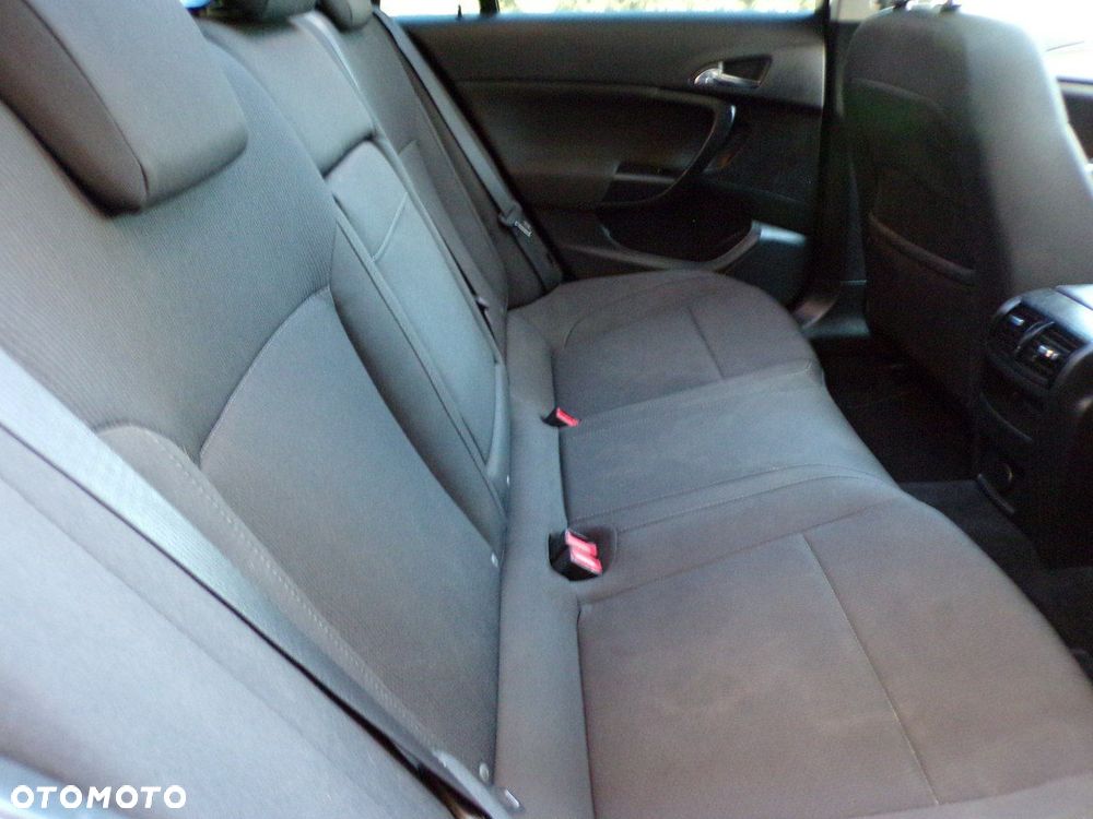 Opel Insignia - 28