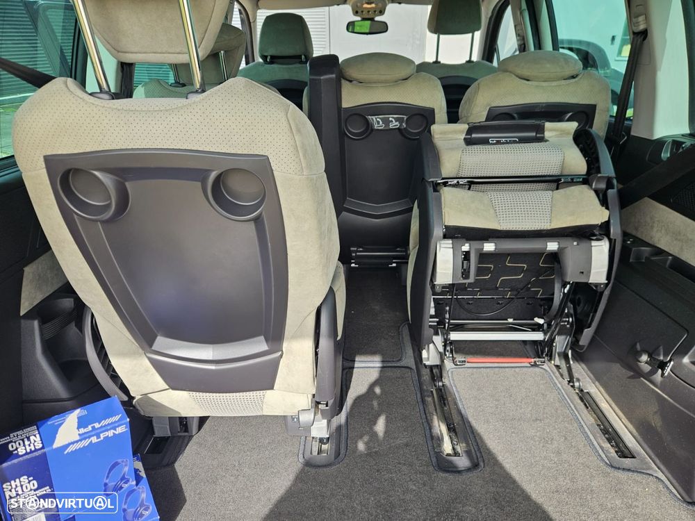 Peugeot 807 2.2 HDi Navteq - 50