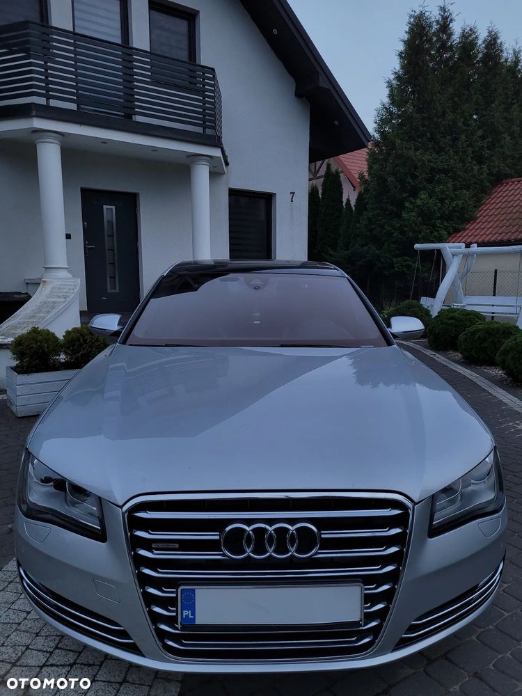 Audi A8 - 2