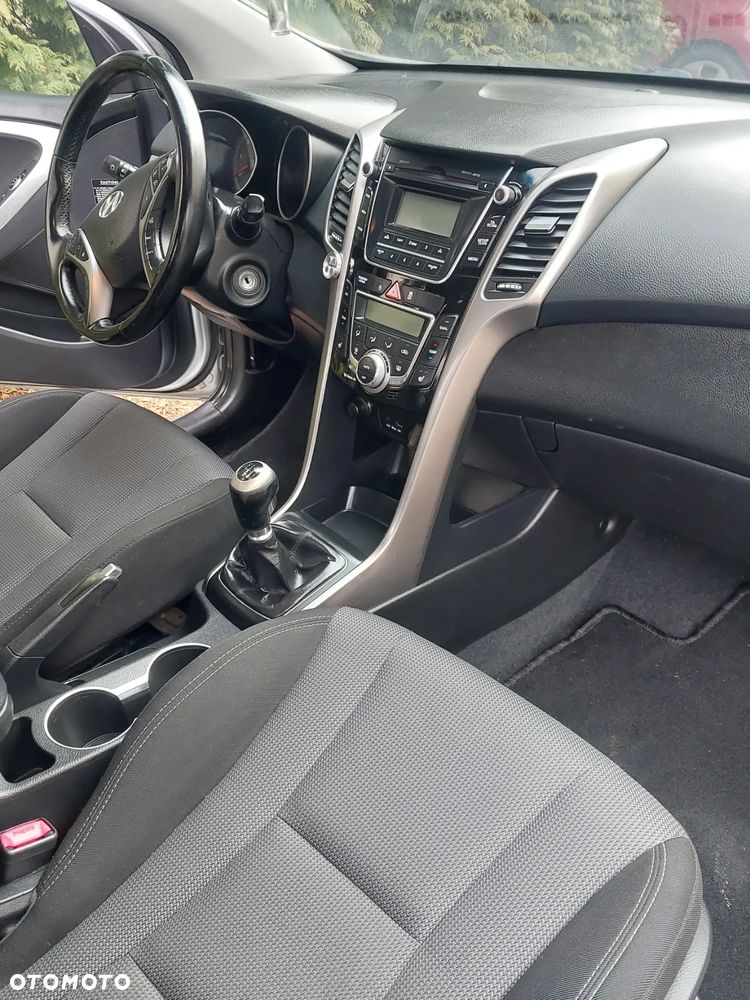 Hyundai i30 1.6 CRDi BlueDrive Classic - 16
