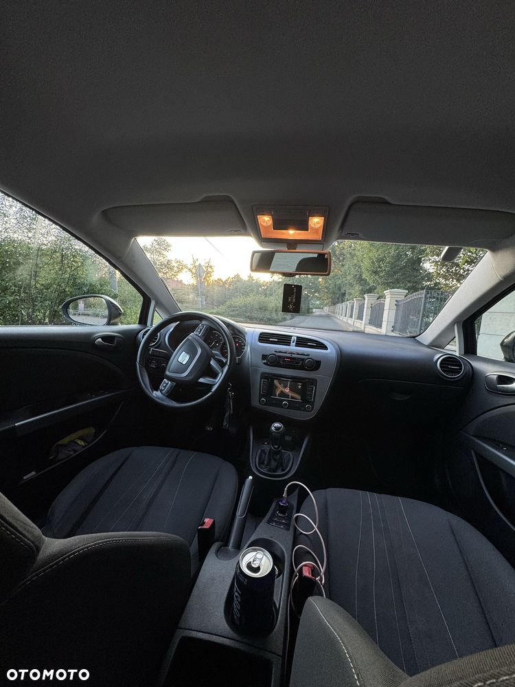 Seat Leon 2011 photo 4