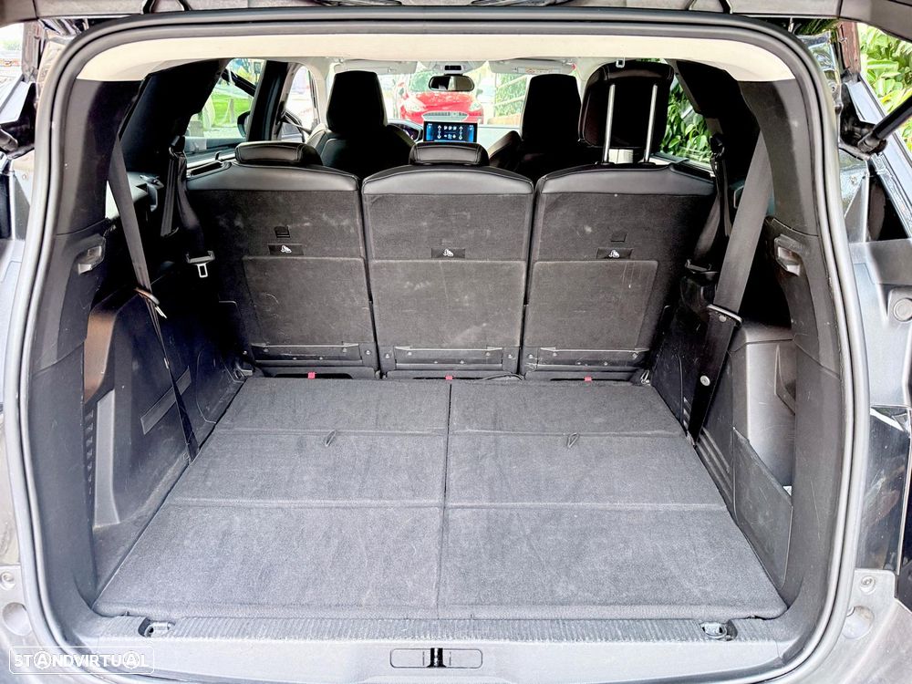 Peugeot 5008 1.5 BlueHDi Allure Pack EAT8 - 3