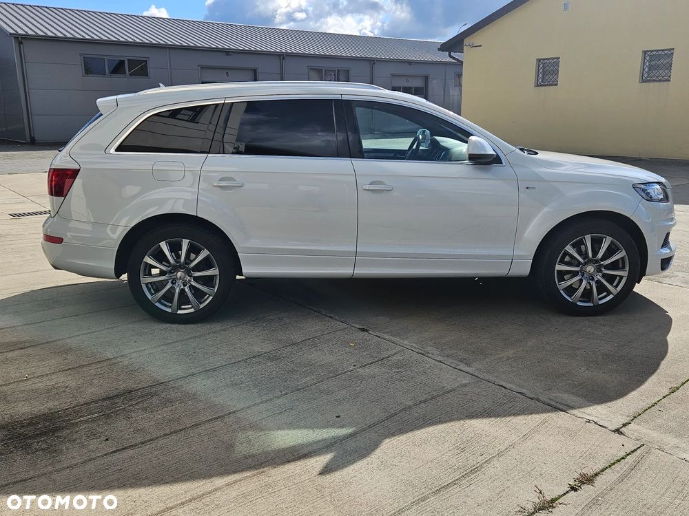 Audi Q7 - 12