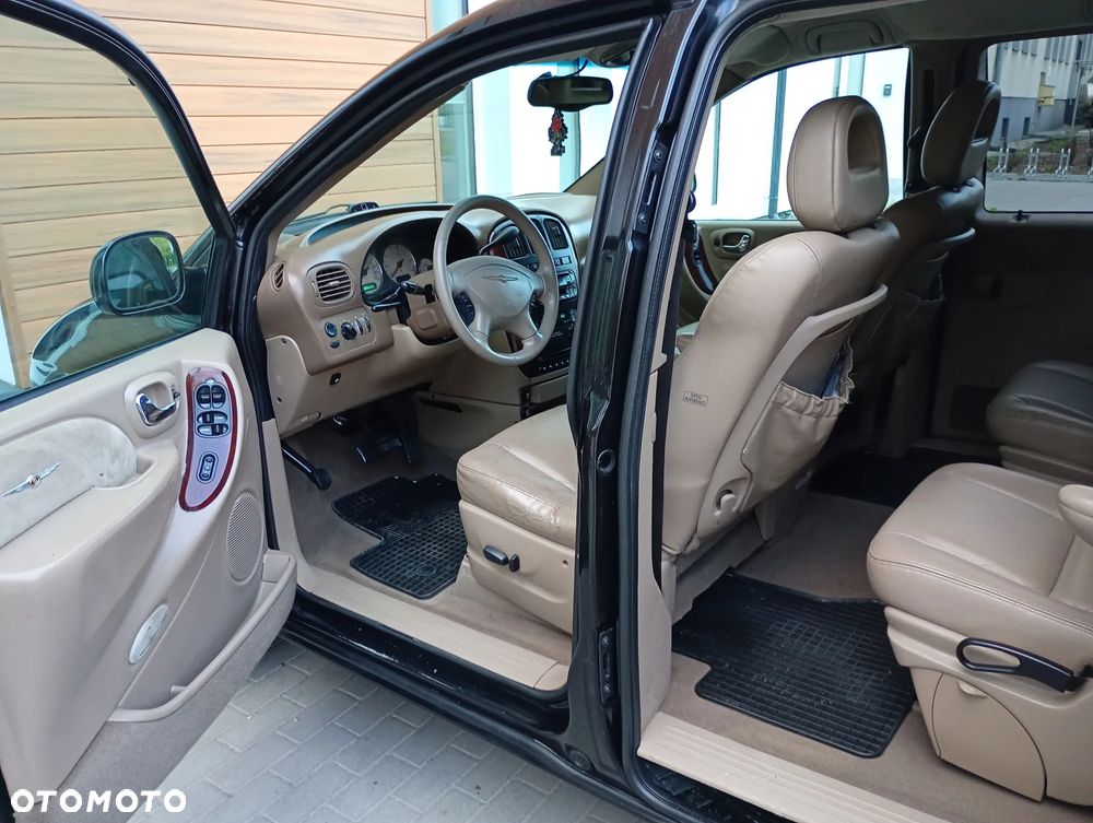 Chrysler Grand Voyager 3.3 Limited - 38